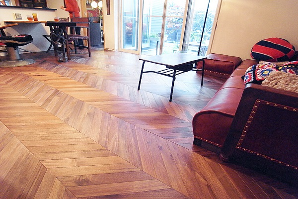 Acacia Hardwood Chevron Parquet